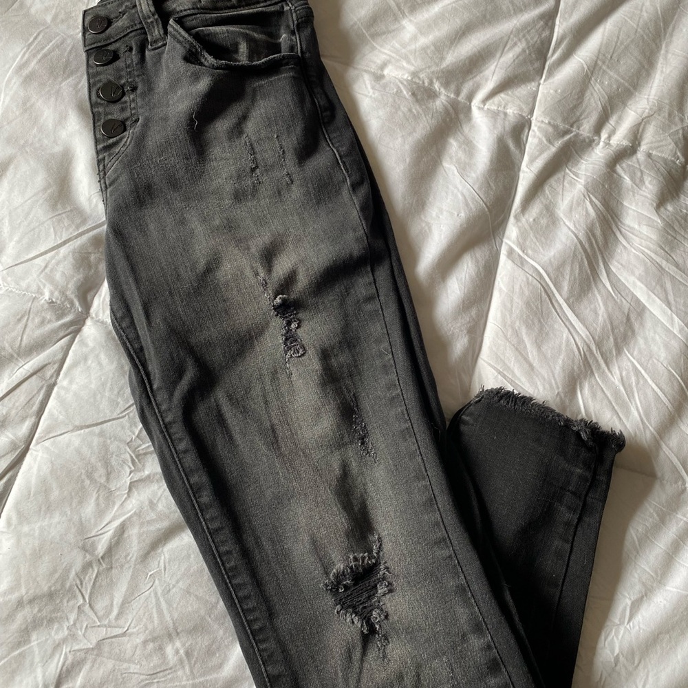 KanCan mid-rise black distressed skinny jeans, 26
